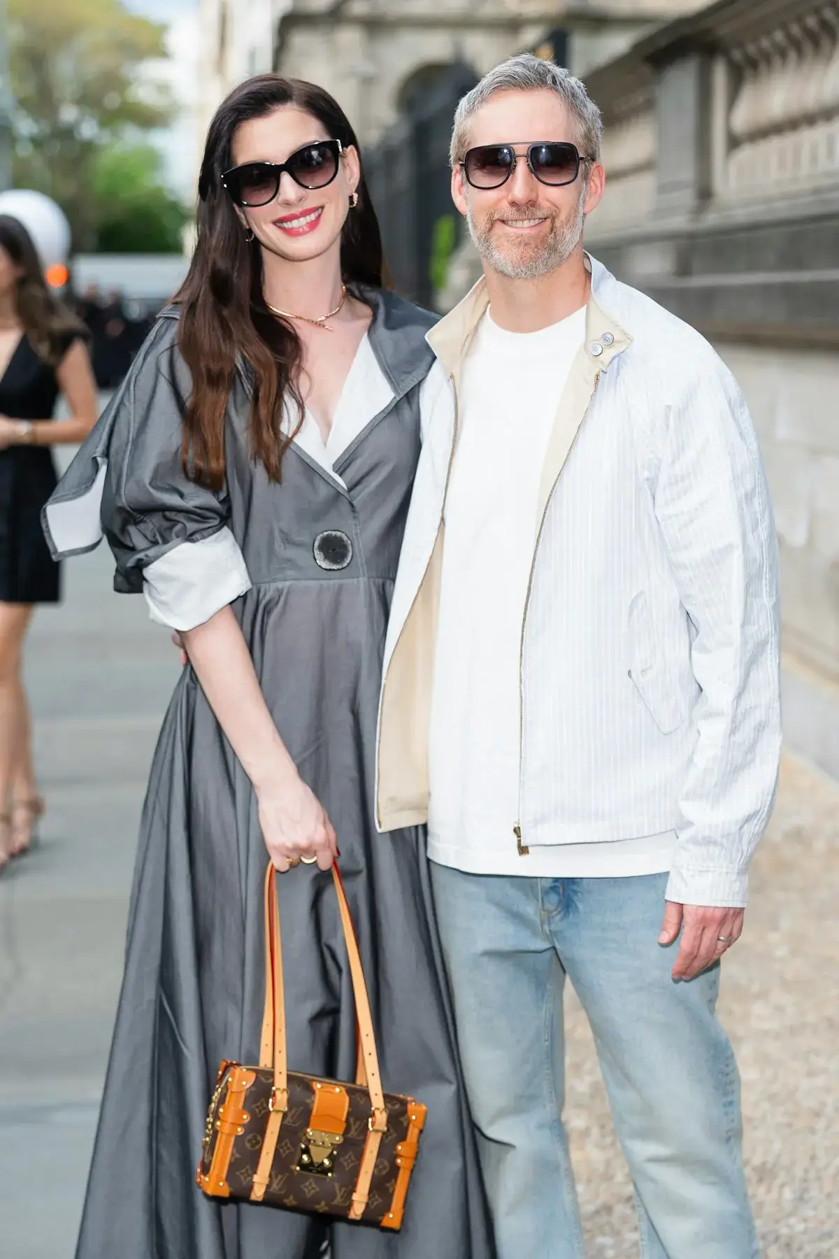 Anne Hathaway's Pregnancy Style Includes A Monochromatic Red Look