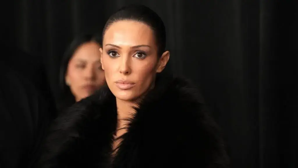 Bianca Censori Stuns at Art Basel 2026 in Nude‑Tone Catsuit