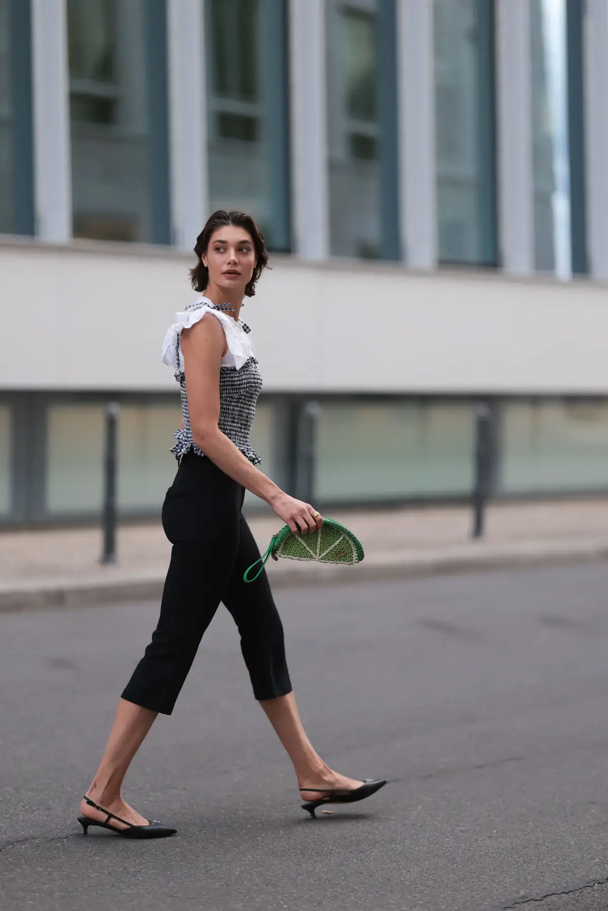 Capri Pants and Kitten Heels: Summer's Hottest Combo