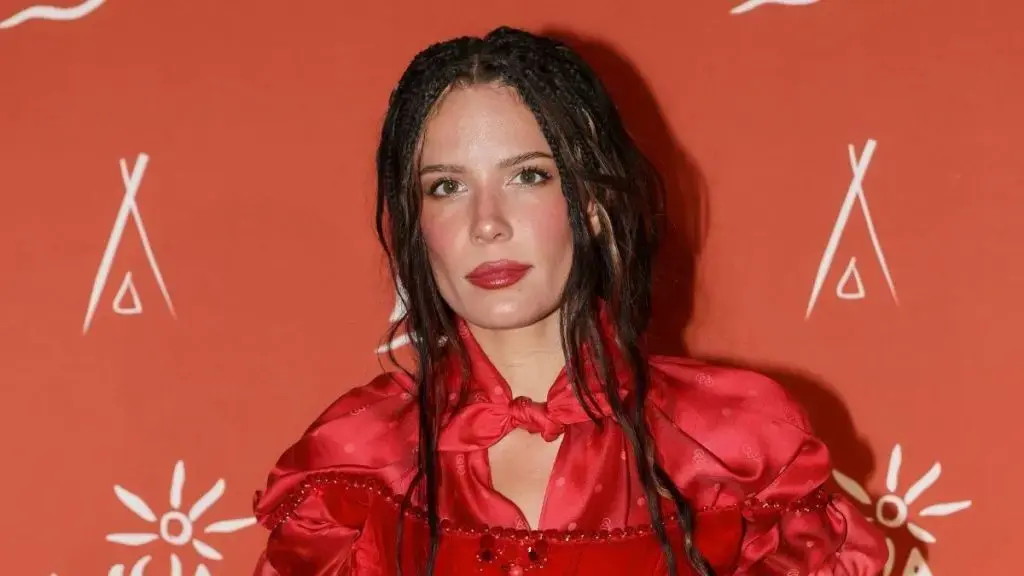 Daring Outfit Steals the Show at Cannes After-Party