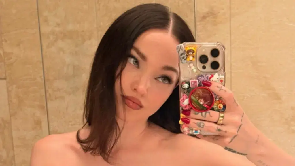 Dove Cameron Stuns in Elegant Strapless Gown