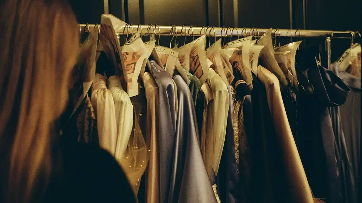 Fashion Showroom Seeks Coordinator for Hybrid Role in New York