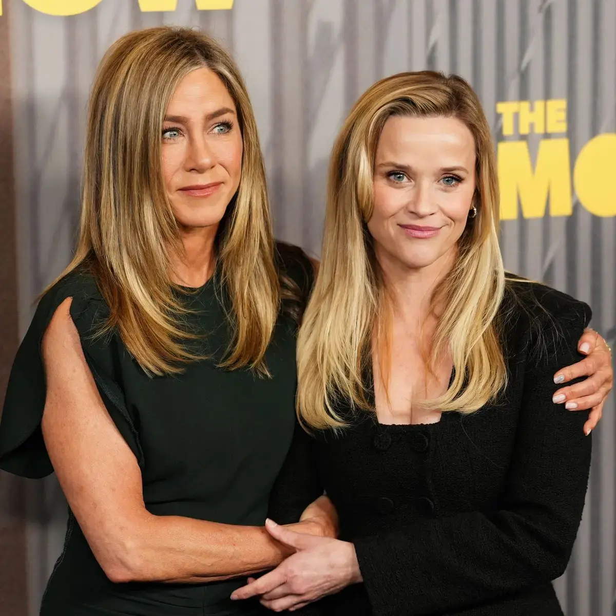 Jennifer Aniston's Elegant Dress Has Affordable Alternatives