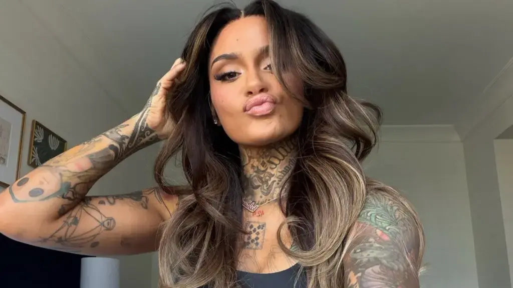 Kehlani Flaunts Tattoos and Toned Figure in Bold Bra Top