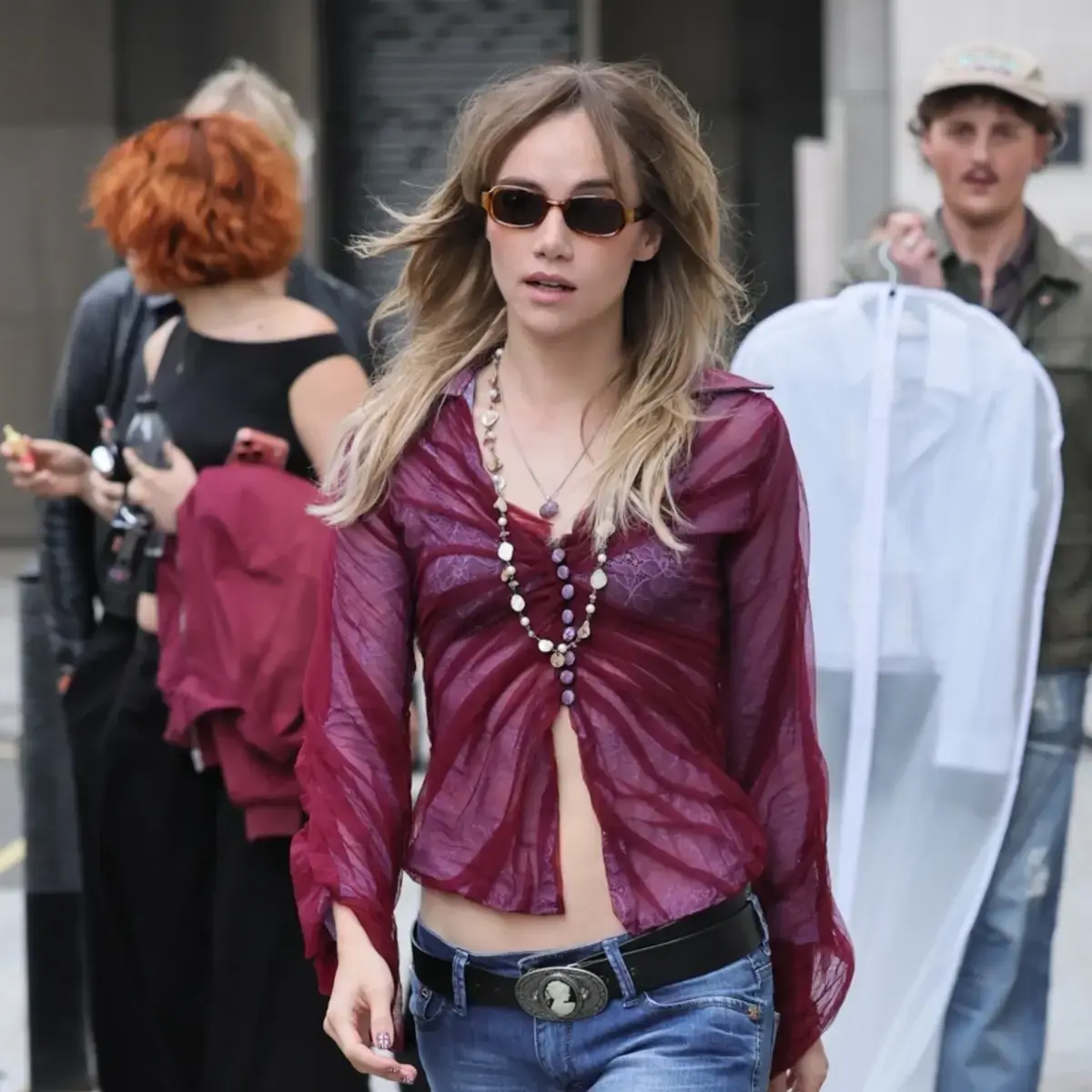 Suki Waterhouse Steps Out in Retro Adidas, Signaling a New Trend