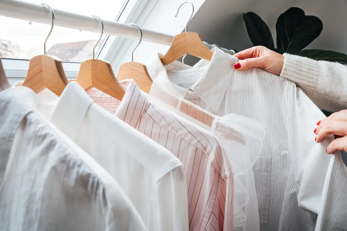 The Mysterious Loop on Dress Shirts Explained