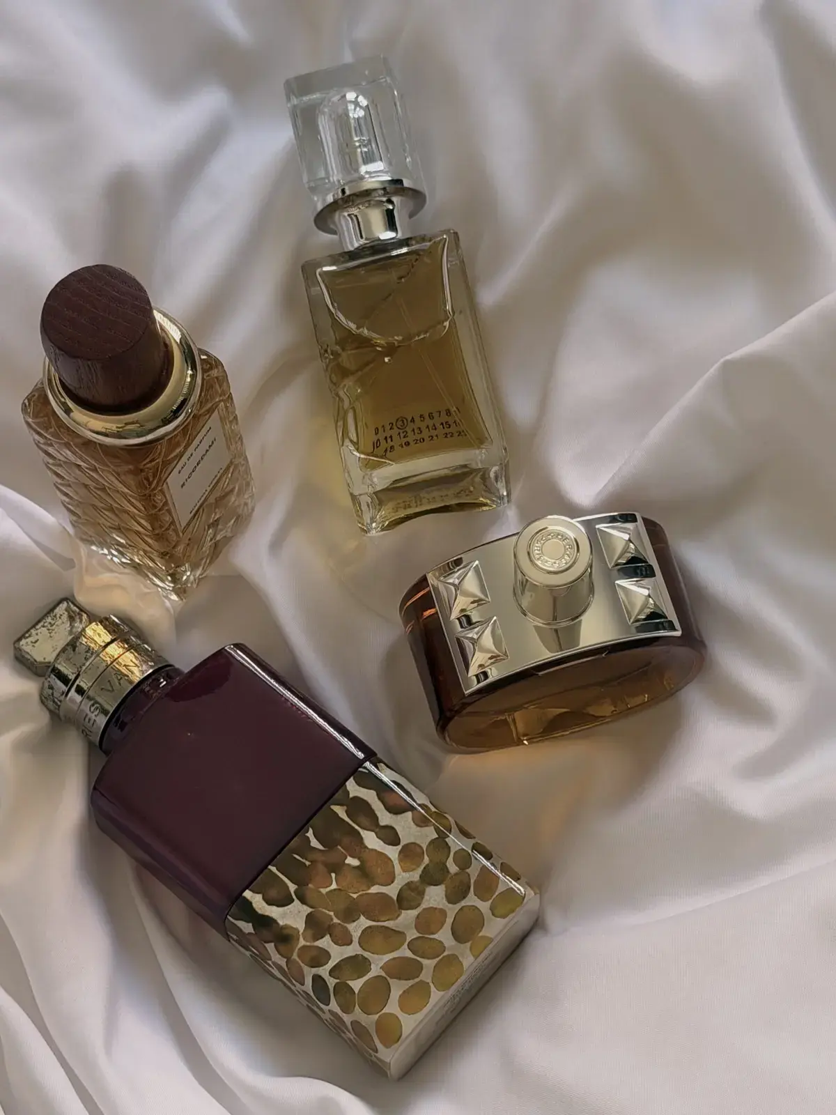 The Ultimate Guide to Luxury Perfumes: Top 20 Fragrances for Collectors