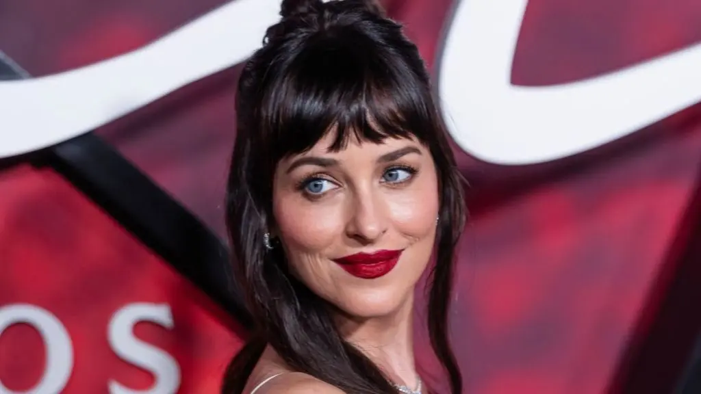 Dakota Johnson Dazzles in Diamonds at New York Premiere