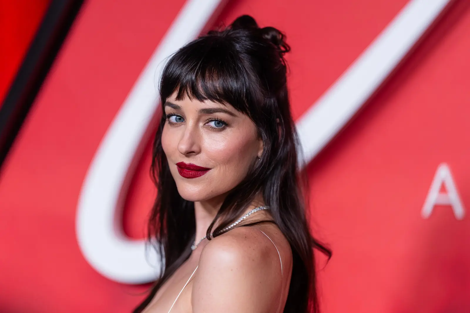 Dakota Johnson Styles Her Own Hair for Major Event