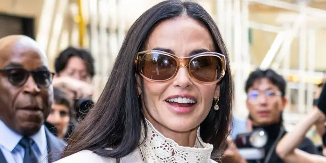 Demi Moore Unveils Bold Micro-Bob at New York Fashion Week