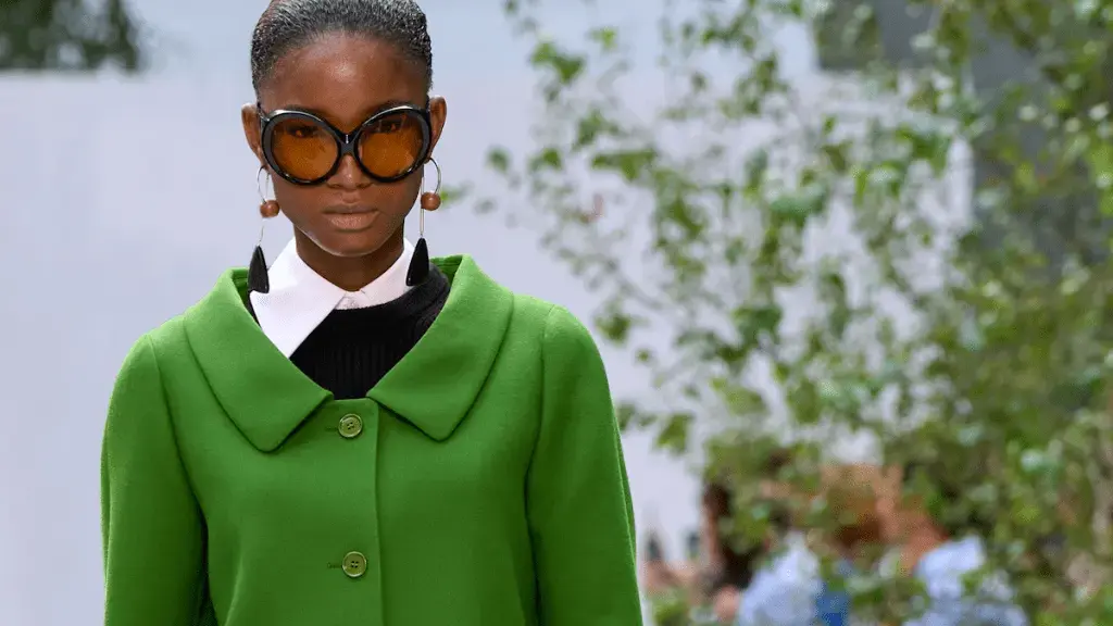 Forum Members Review Michael Kors Spring 2027 Collection at MoMA Sculpture Garden