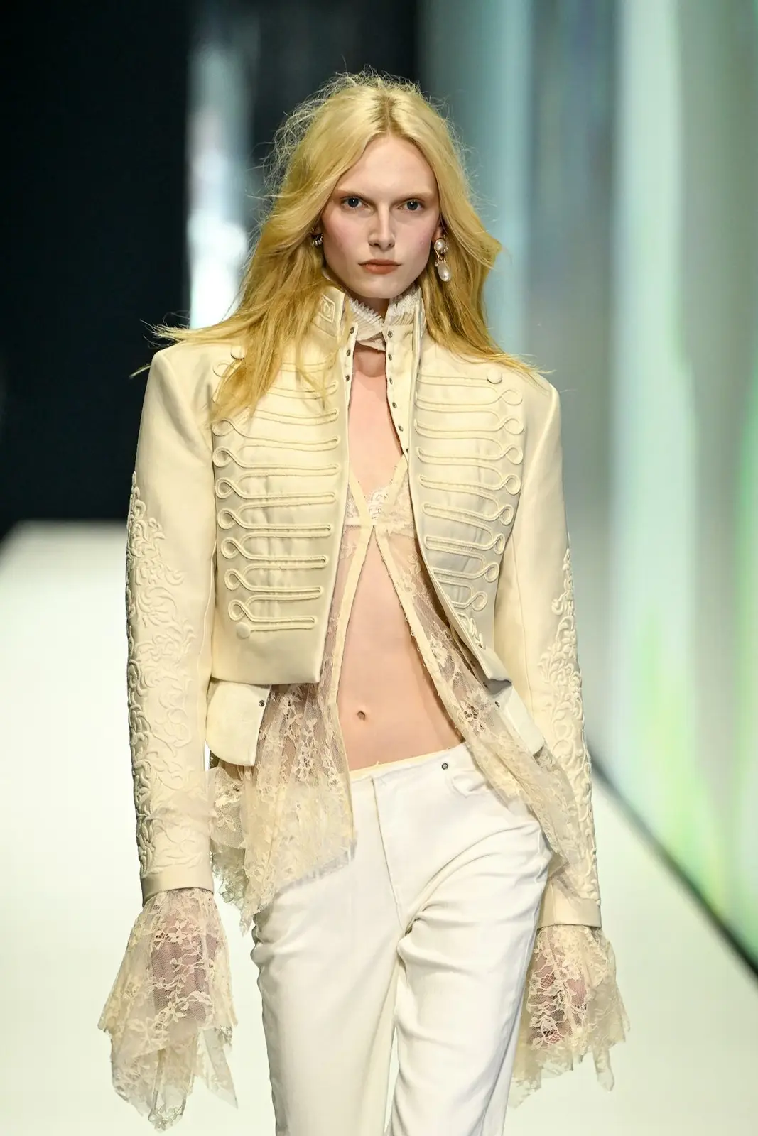 H&M’s Fall 2026 Collection Lights Up London Fashion Week with Supermodel Lineup