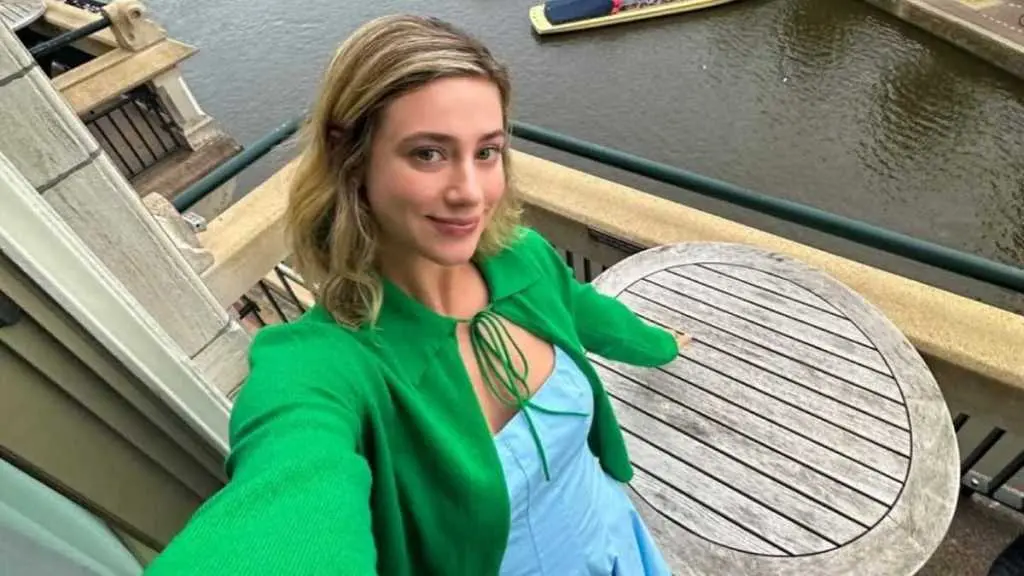 Lili Reinhart Stuns in Plunging Green Gown Inspired by Cinematic History