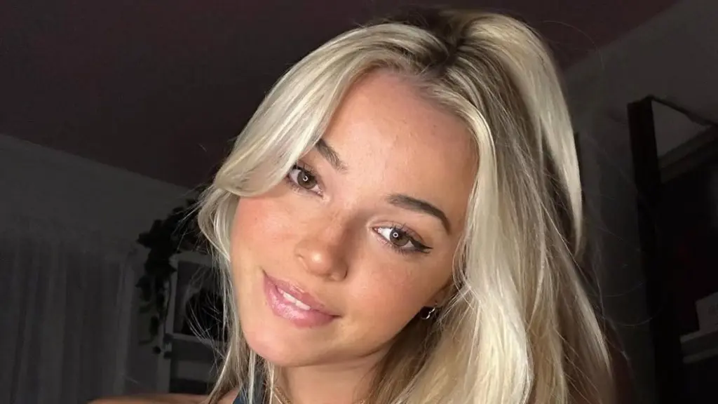 Livvy Dunne Turns Grocery Run Into Fashion Moment With Vuori Tank Top