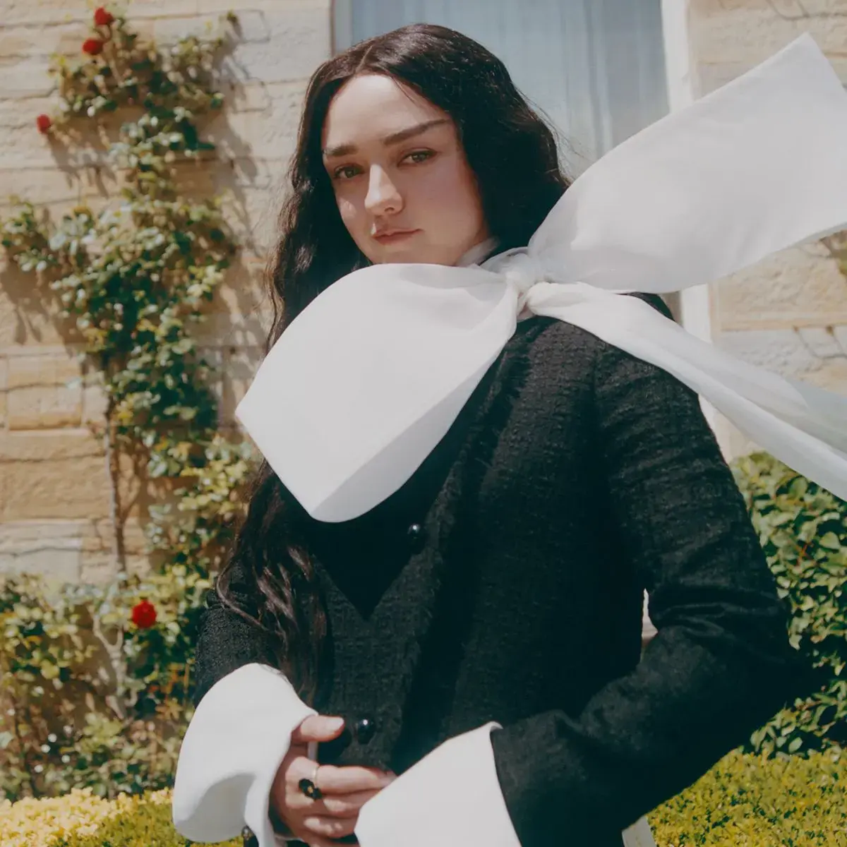 Maisie Williams Redefines Hollywood Glamour With Mundane Daily Routine