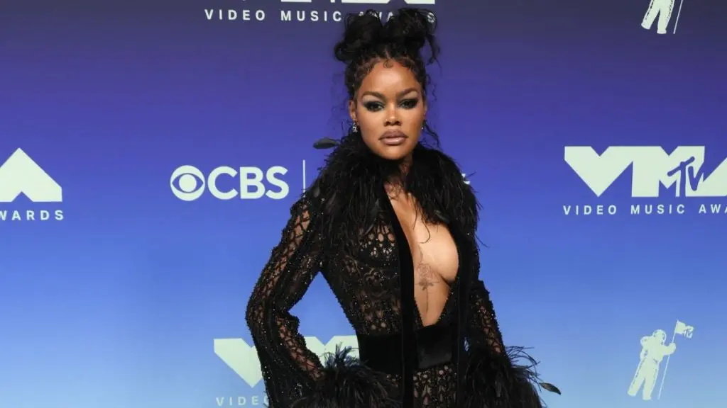 Teyana Taylor Stuns in Sheer Zuhair Murad Gown at Los Angeles VMAs