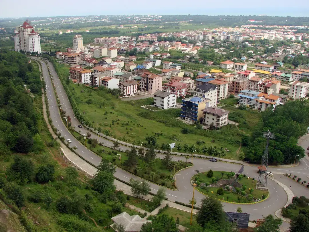 Top Fifty Small Gifts for Women Who Enjoy Luxurious Surprises