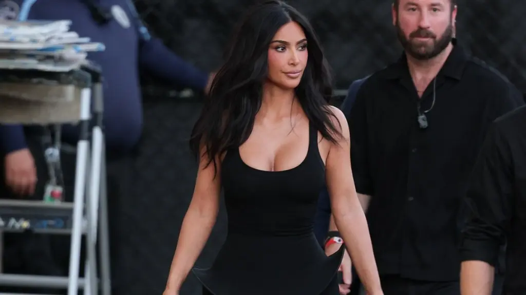 Kim Kardashian Dazzles in Sculpted Peplum Dress on Late Night TV