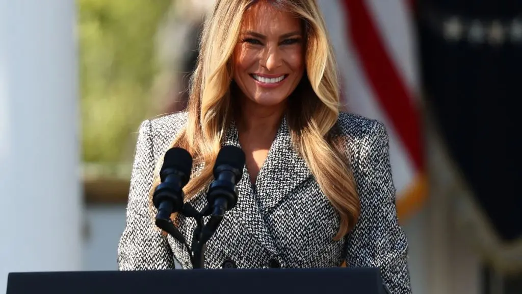 Melania Trump Wears Fitted Dolce & Gabbana Jacket for White House Event