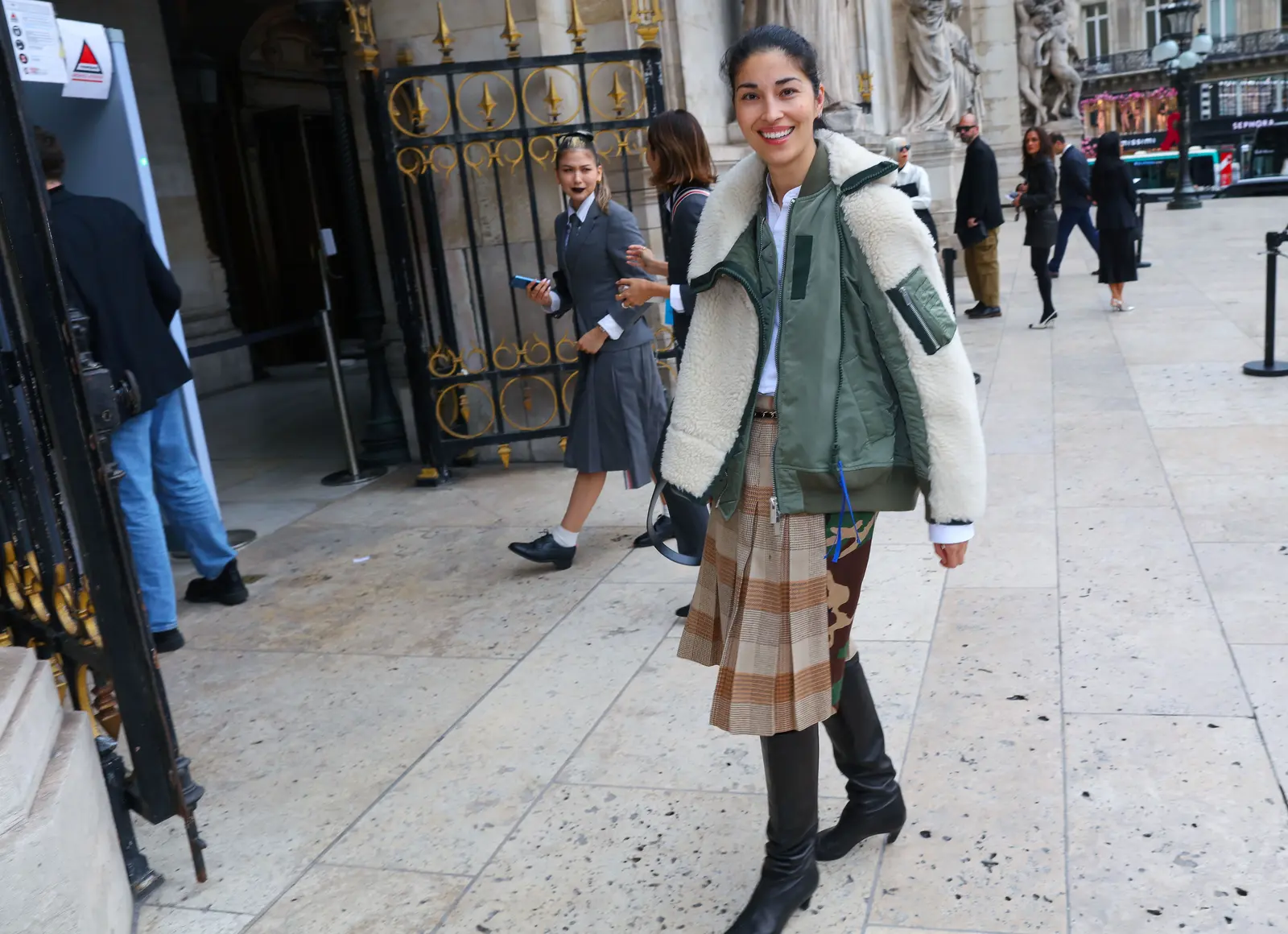 Six Ways to Style Knee‑High Boots for Autumn and Beyond